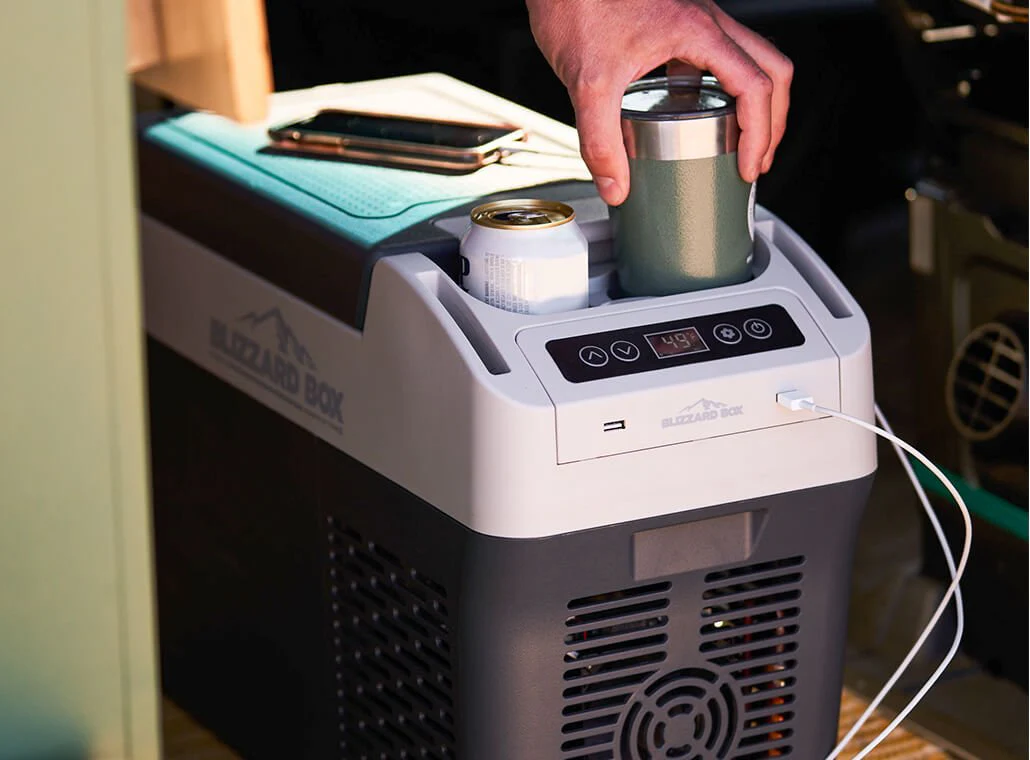 TYPE S Blizzard Box® 13QT / 12L Portable Electric Cooler with USB Charging - Image 4